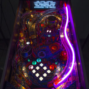 Cirqus Voltaire PINK NEON